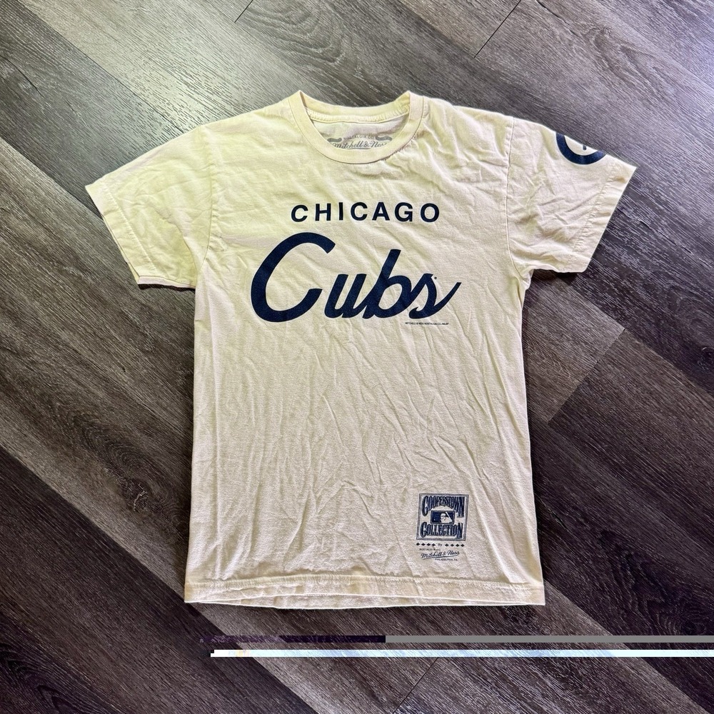 Mitchell & Ness Khaki Chicago Cubs Vintage Script T-Shirt